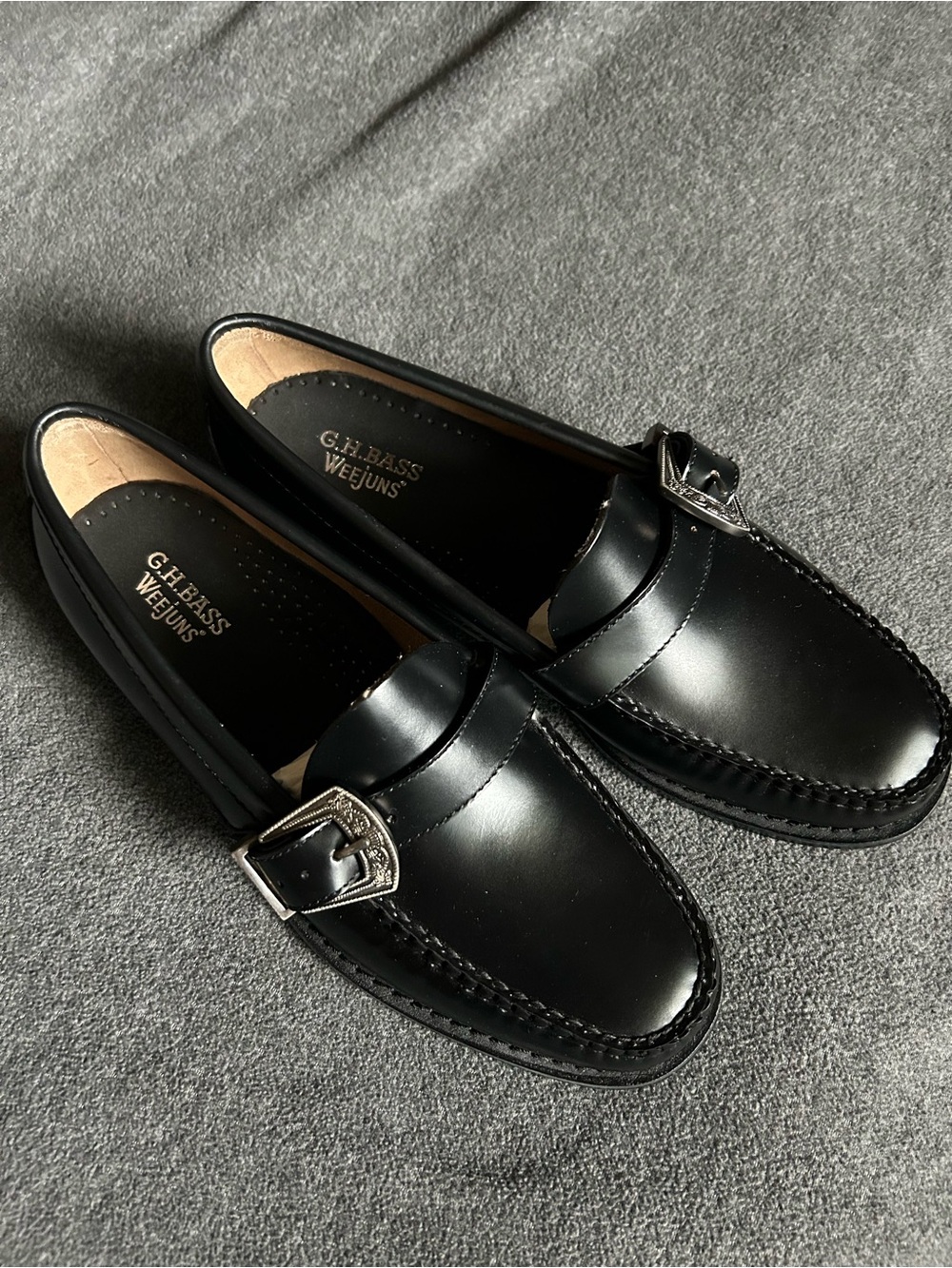 G.H. Bass & Co. Maverick Buckle Weejuns Loafer in Black
